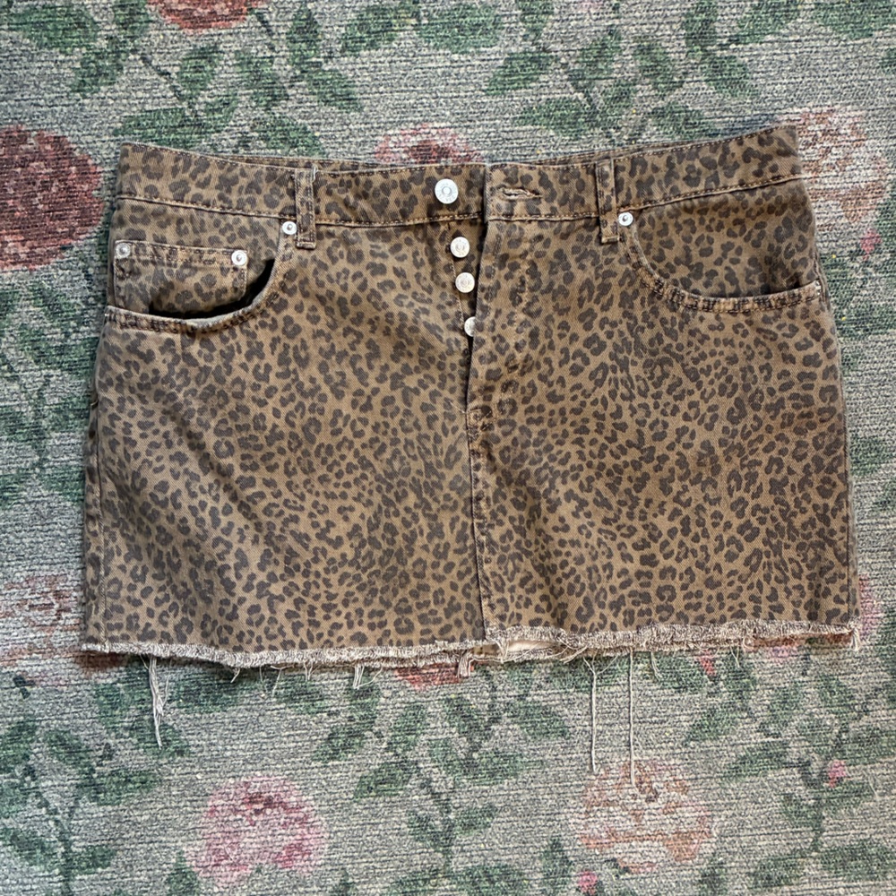 SOLD - Picture 1 of 3